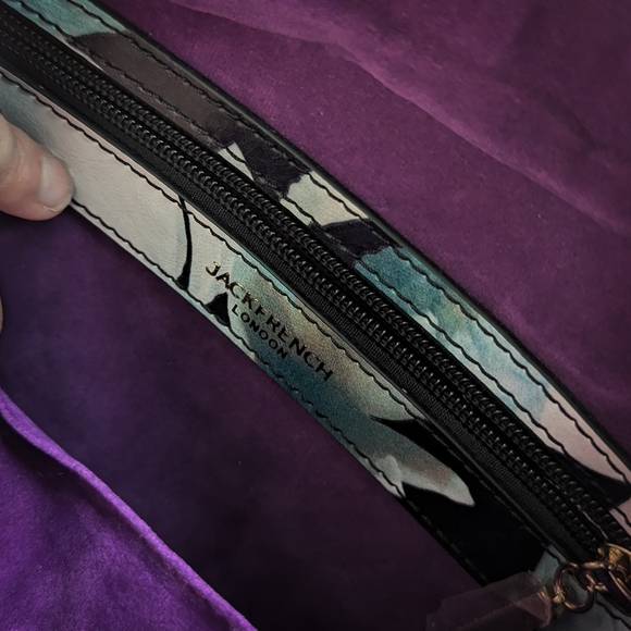 Jack French London Black Leather Expandable Shoulder Bag - Picture 9 of 14